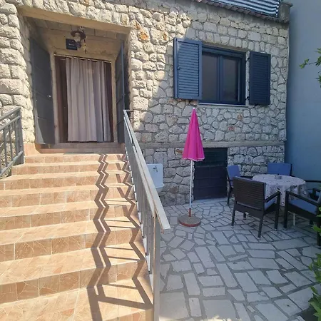 In 50834 Apartament