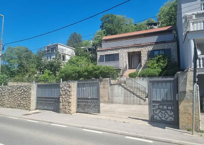 Apartament In 50834 Novi Vinodolski