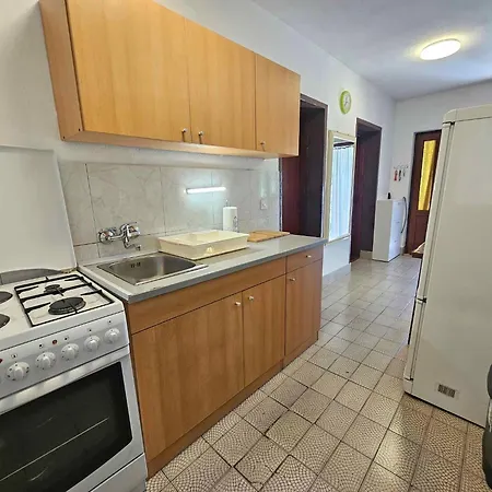 In 50834 * Novi Vinodolski